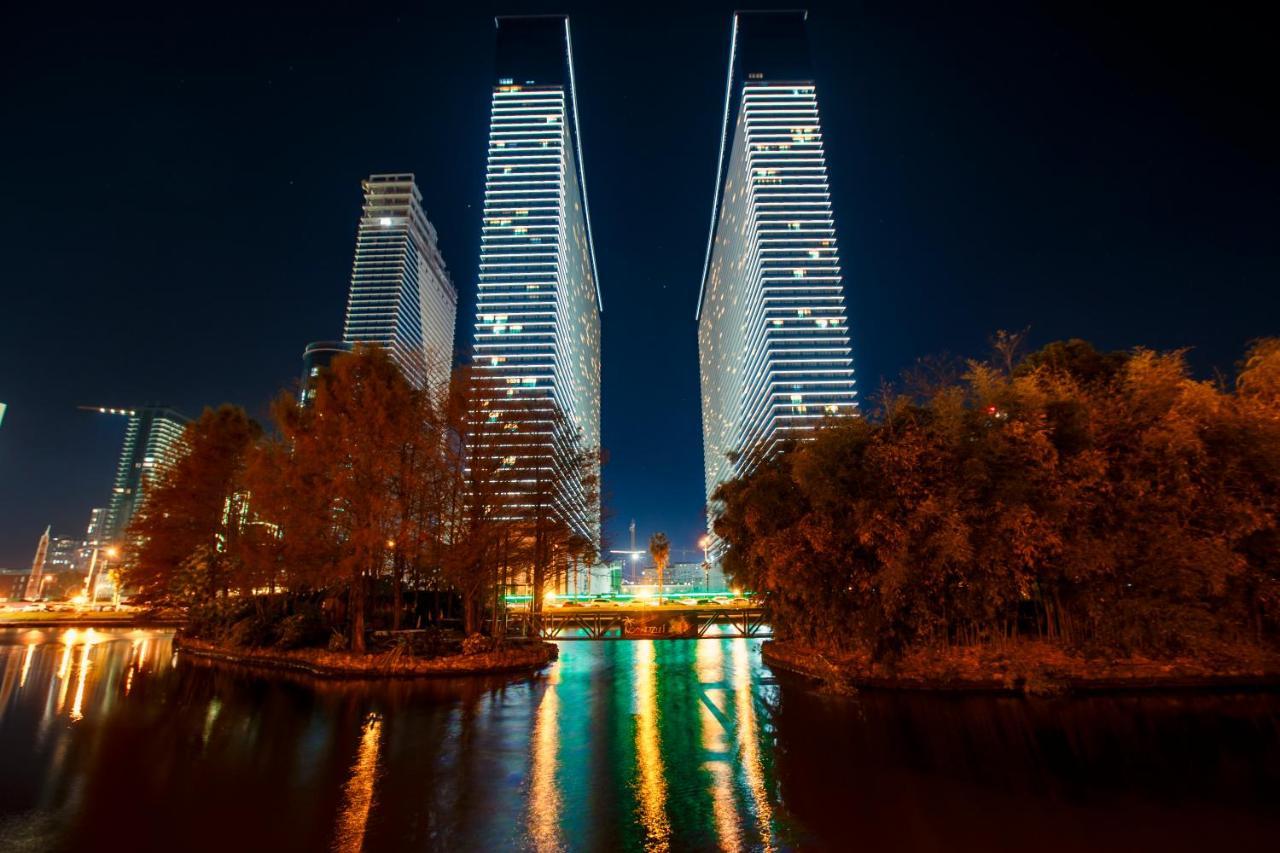 Panorama Orbi City Center Suite Sea View Batumi Luaran gambar